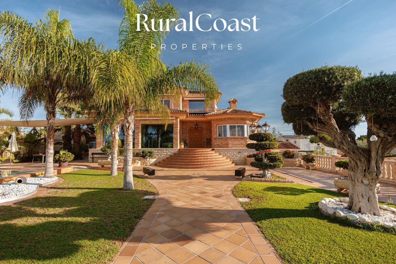 4 soverom Villa til salgs i San Vicente / Sant Vicent del Raspeig med svømmebasseng garasje - € 929 000 (Ref: 9374632)