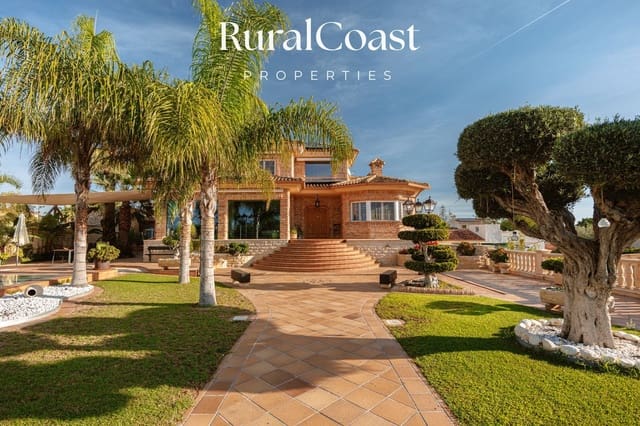 4 chambre Villa/Maison à vendre à San Vicente / Sant Vicent del Raspeig avec piscine garage - 929 000 € (Ref: 9374632)