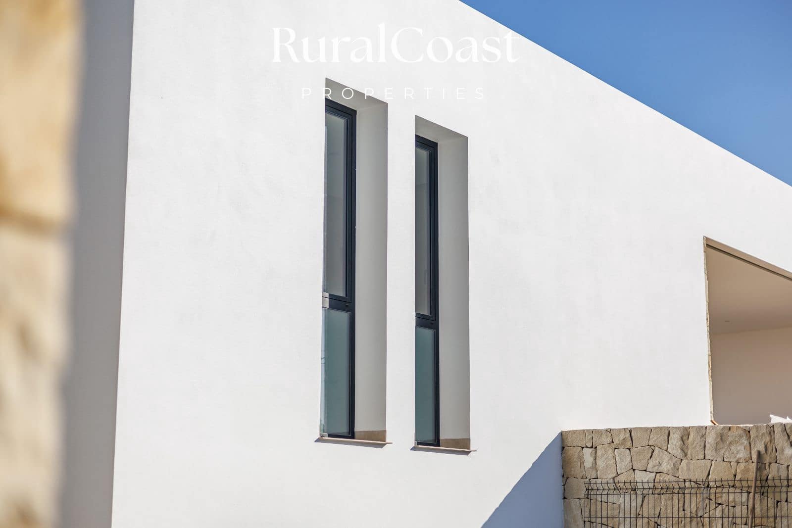 3 soveværelse Villa til salg i Bonalba med swimmingpool - € 850.000 (Ref: 9412776)