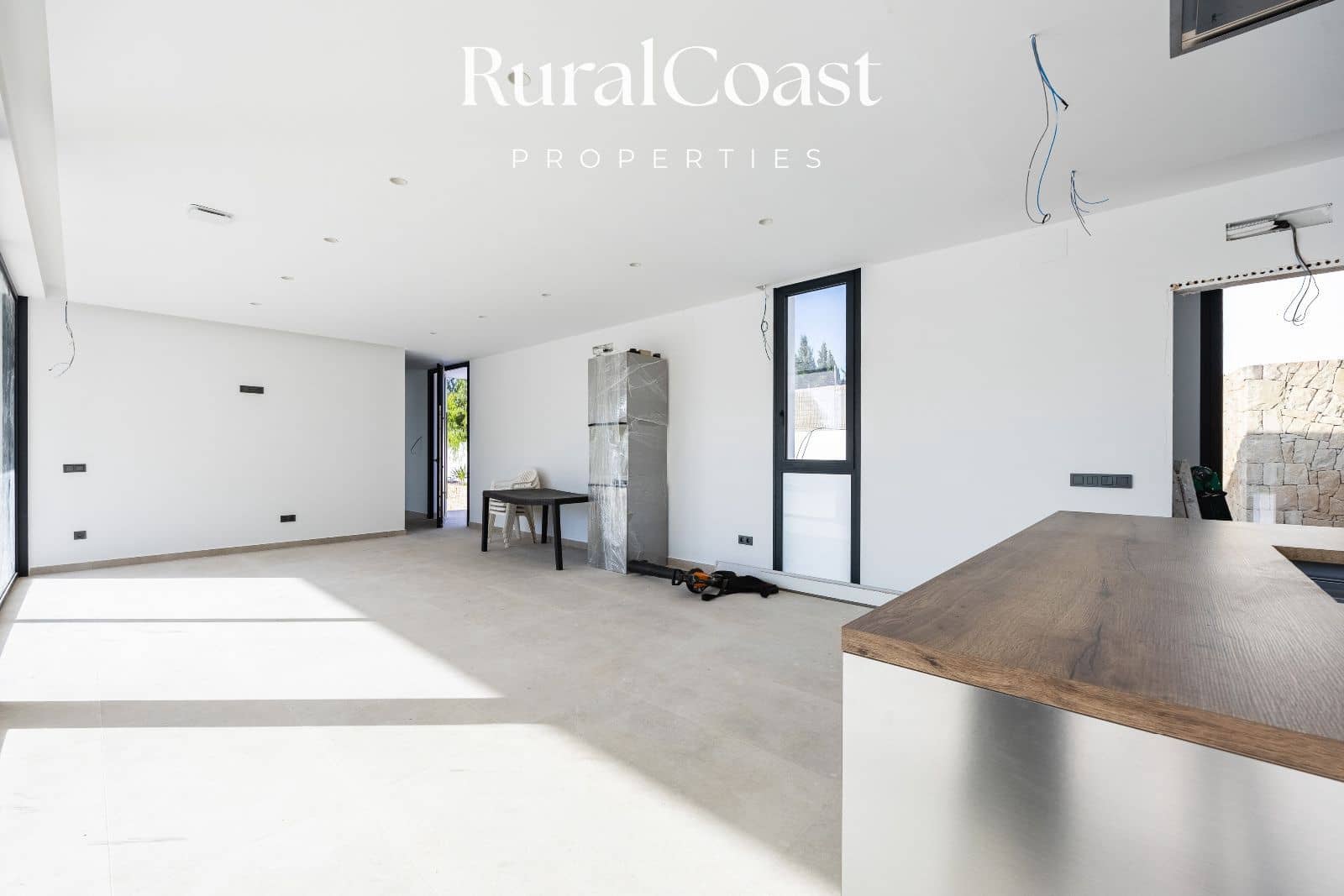 3 soveværelse Villa til salg i Bonalba med swimmingpool - € 850.000 (Ref: 9412776)