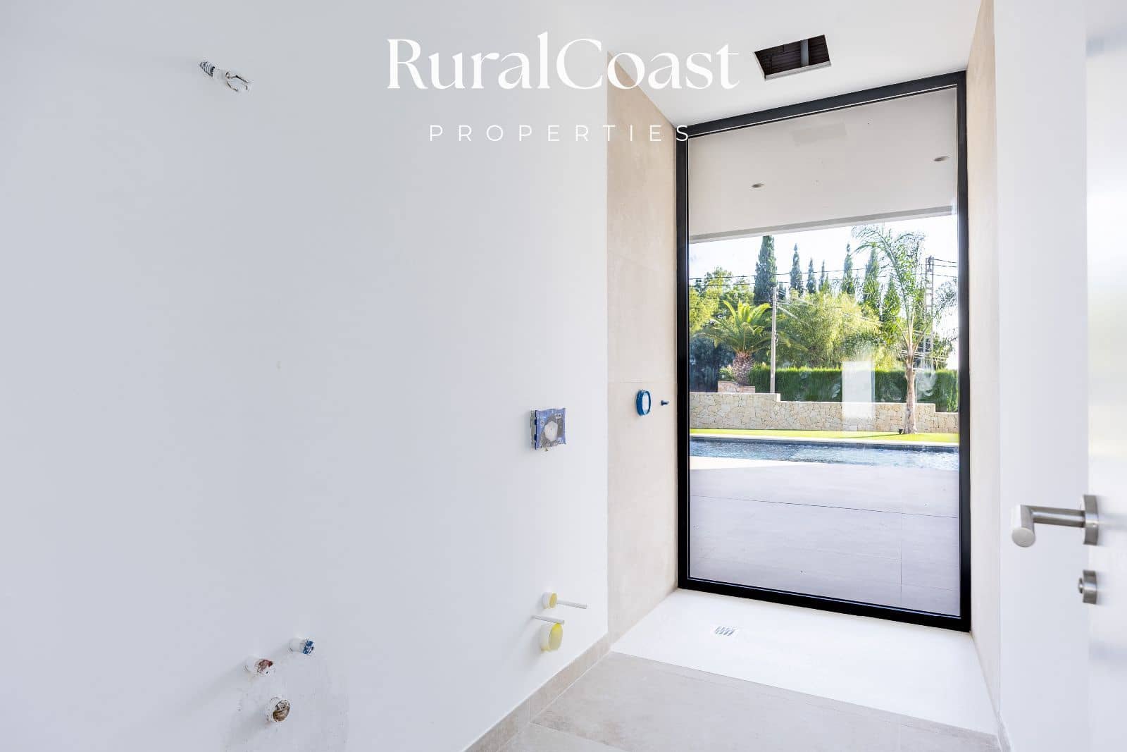 3 soveværelse Villa til salg i Bonalba med swimmingpool - € 850.000 (Ref: 9412776)