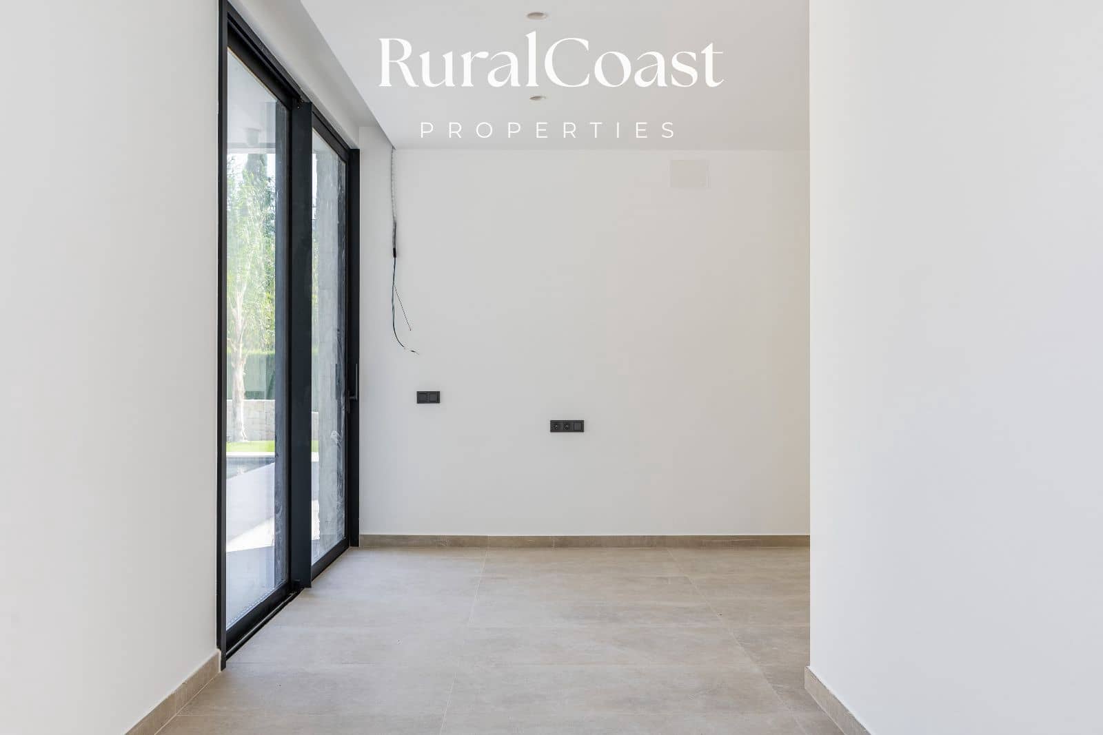 3 soveværelse Villa til salg i Bonalba med swimmingpool - € 850.000 (Ref: 9412776)