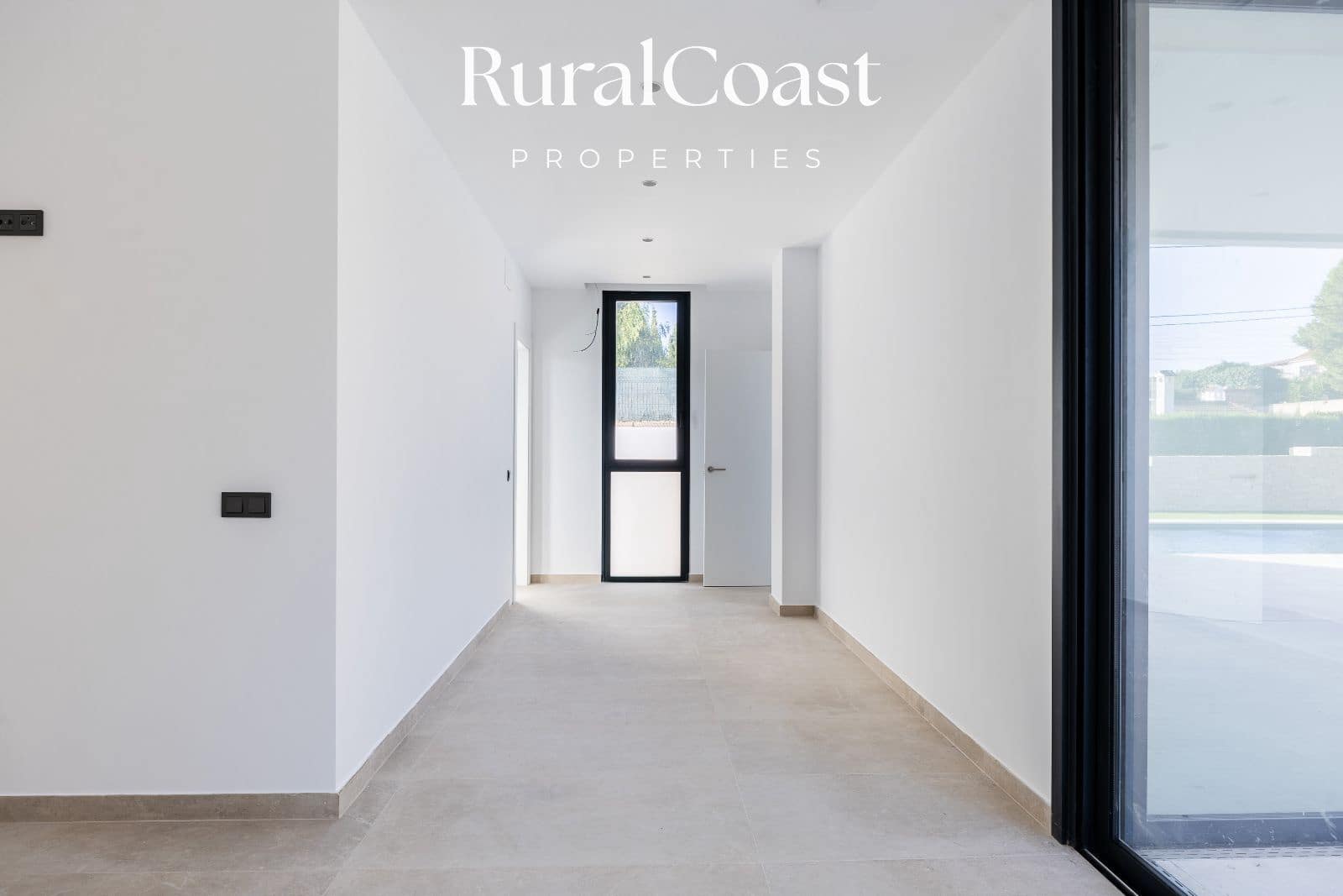 3 soveværelse Villa til salg i Bonalba med swimmingpool - € 850.000 (Ref: 9412776)