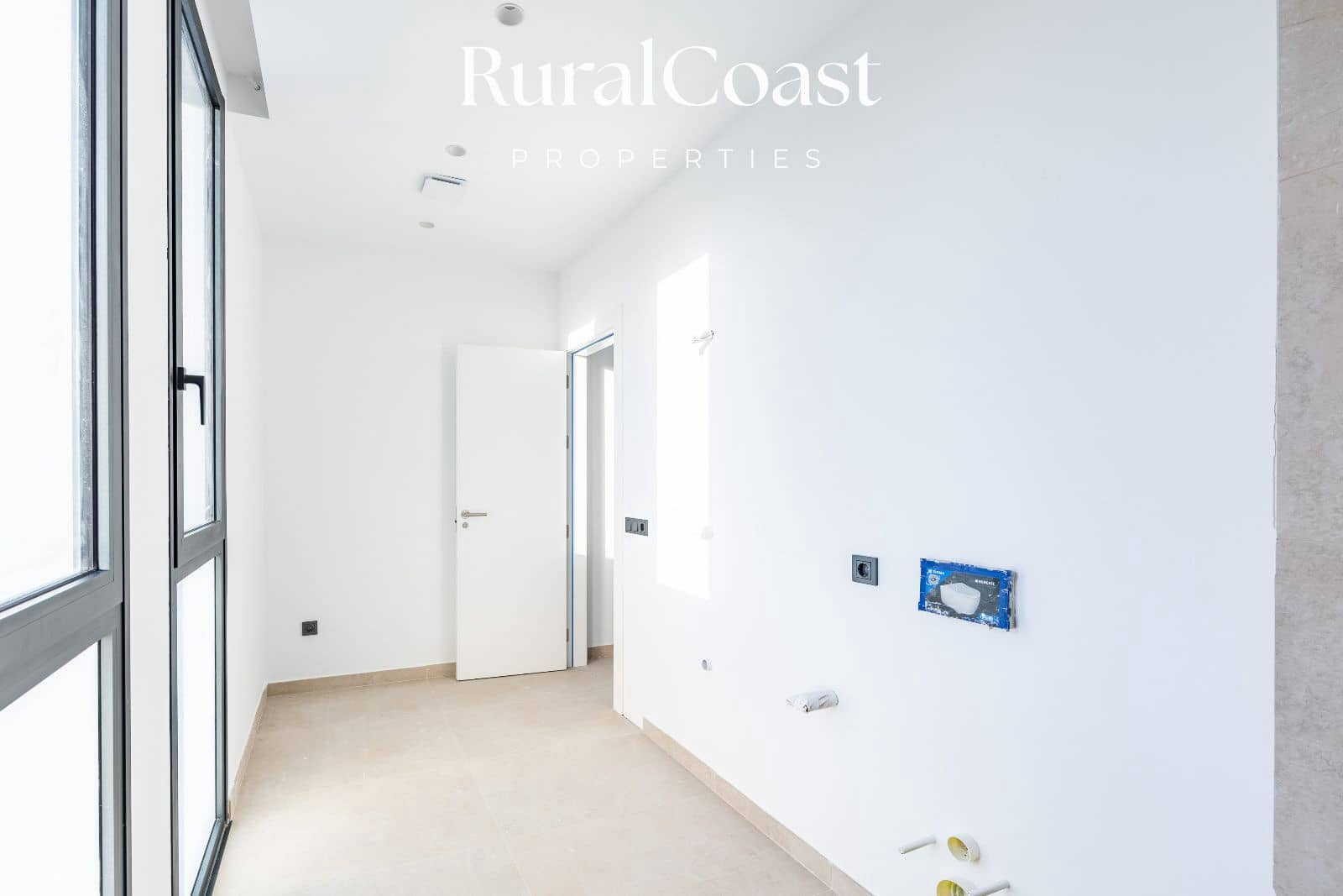 3 soveværelse Villa til salg i Bonalba med swimmingpool - € 850.000 (Ref: 9412776)