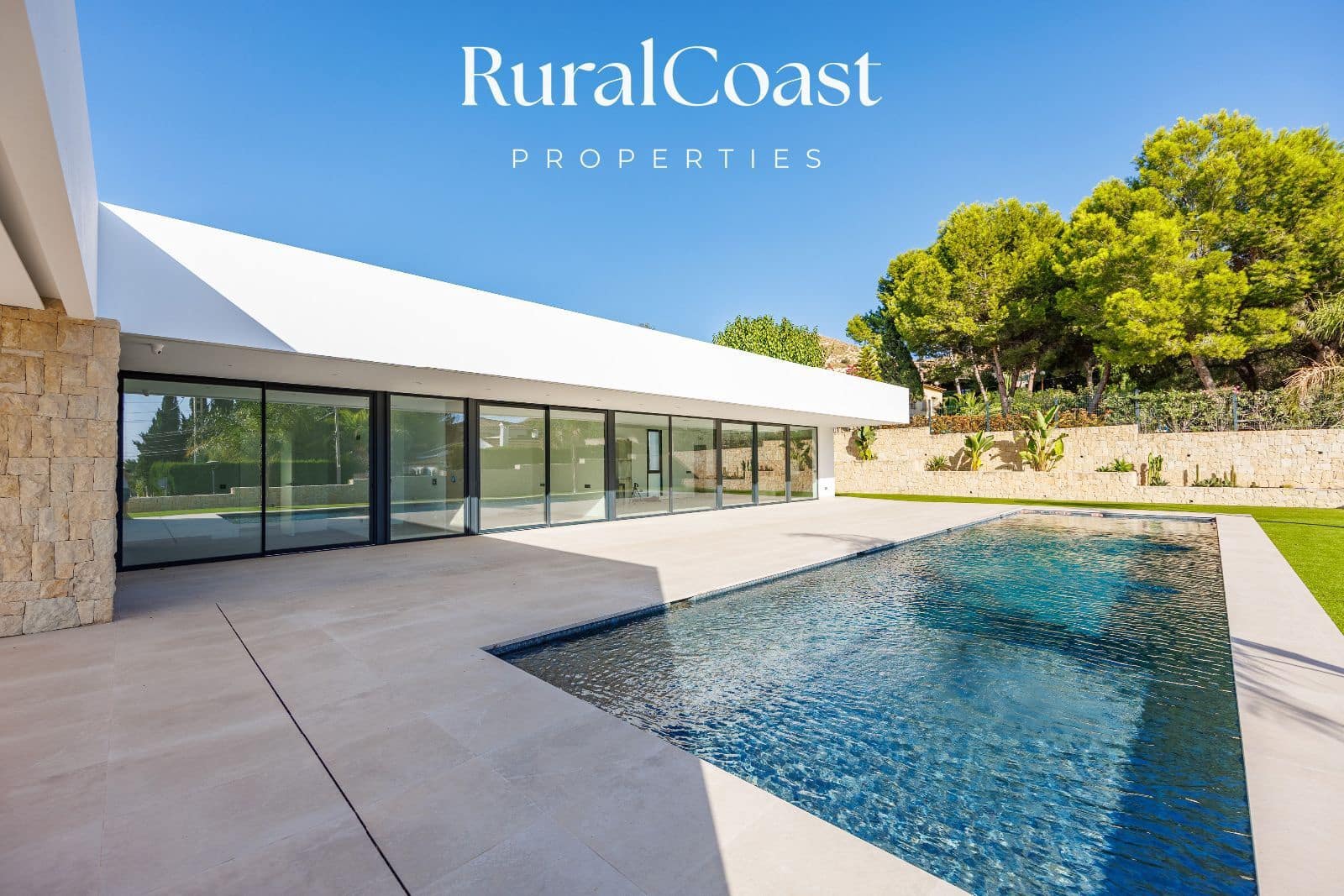 3 soveværelse Villa til salg i Bonalba med swimmingpool - € 850.000 (Ref: 9412776)