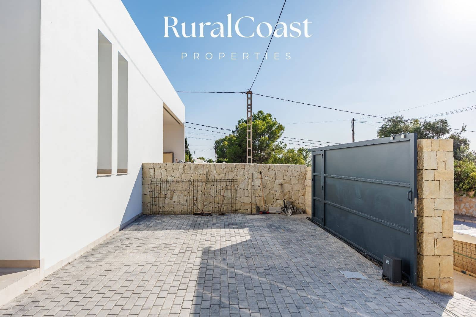 3 soveværelse Villa til salg i Bonalba med swimmingpool - € 850.000 (Ref: 9412776)