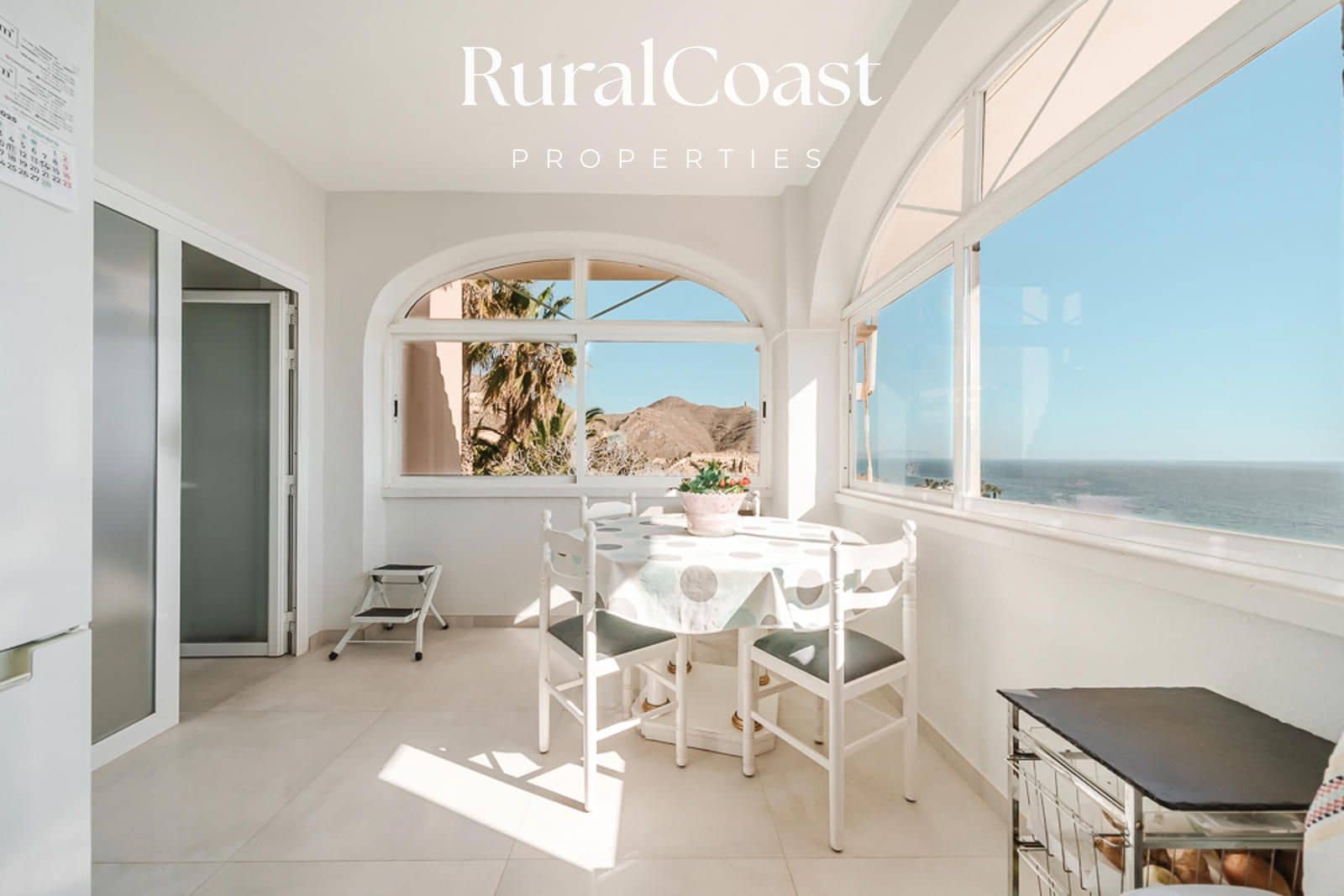 5 soveværelse Villa til salg i El Campello med swimmingpool garage - € 1.150.000 (Ref: 9414563)