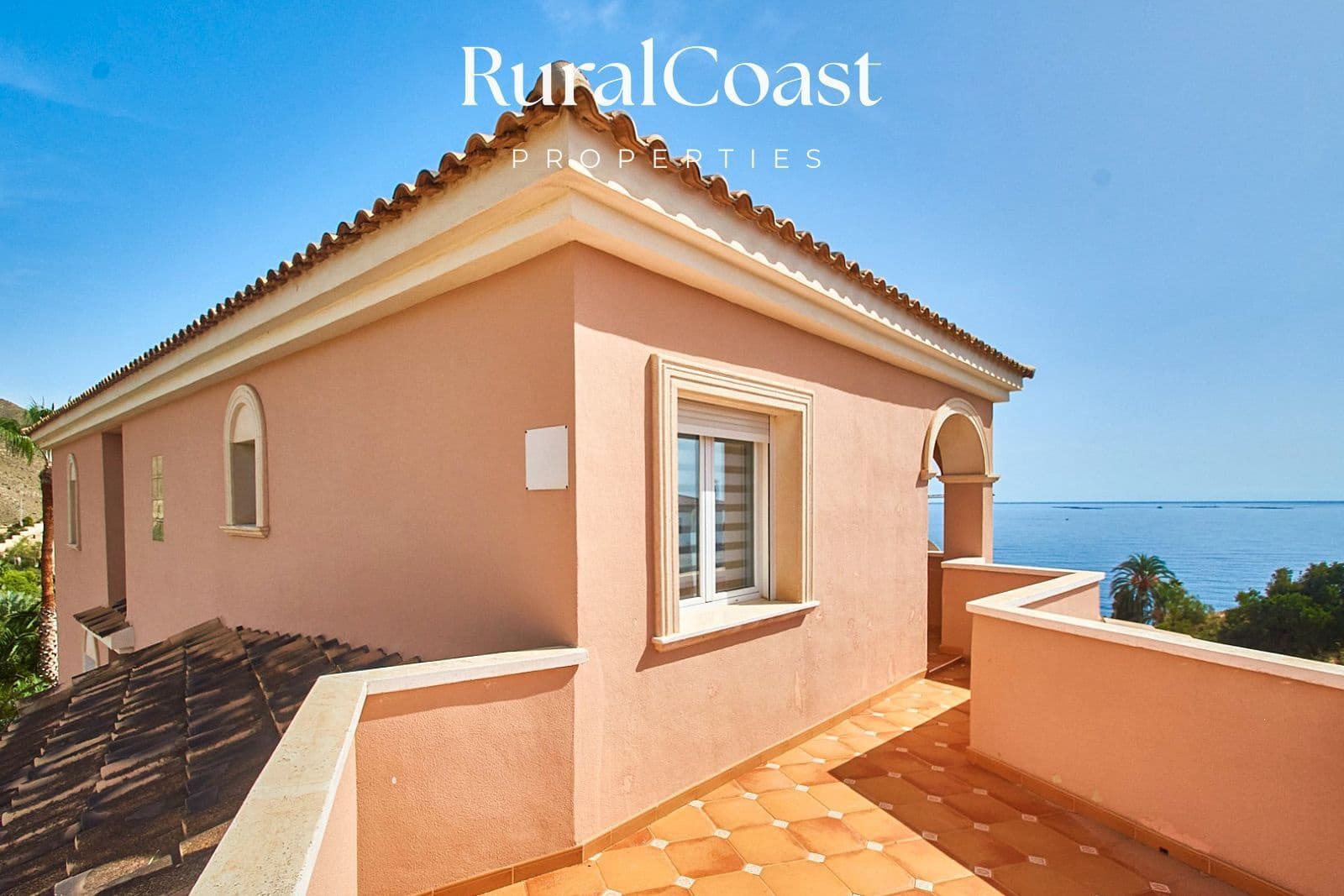 5 soveværelse Villa til salg i El Campello med swimmingpool garage - € 1.150.000 (Ref: 9414563)