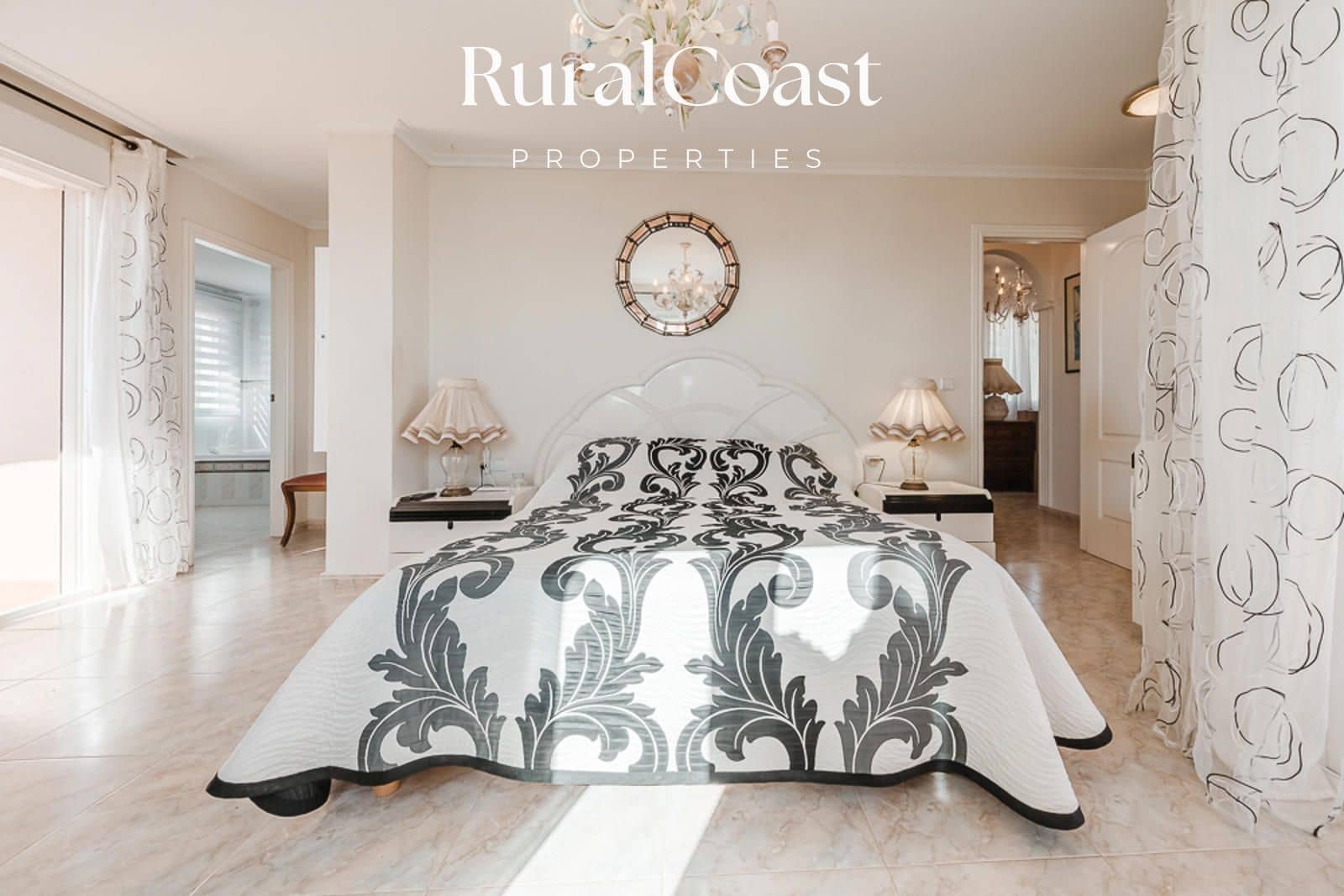 5 soveværelse Villa til salg i El Campello med swimmingpool garage - € 1.150.000 (Ref: 9414563)