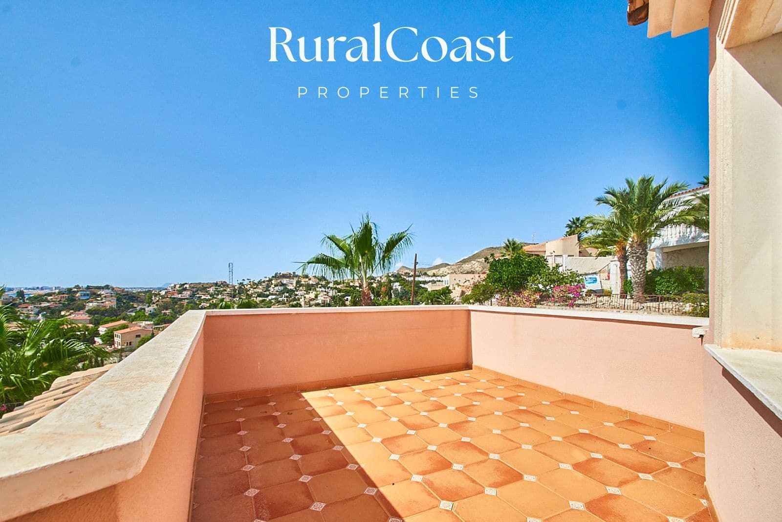 5 soveværelse Villa til salg i El Campello med swimmingpool garage - € 1.150.000 (Ref: 9414563)