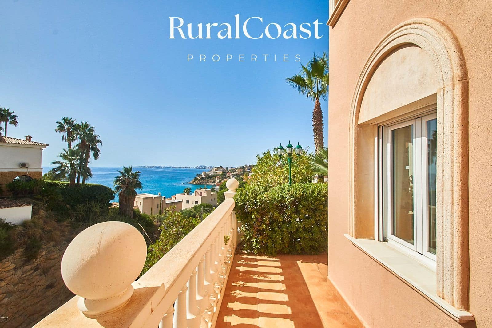 5 soveværelse Villa til salg i El Campello med swimmingpool garage - € 1.150.000 (Ref: 9414563)