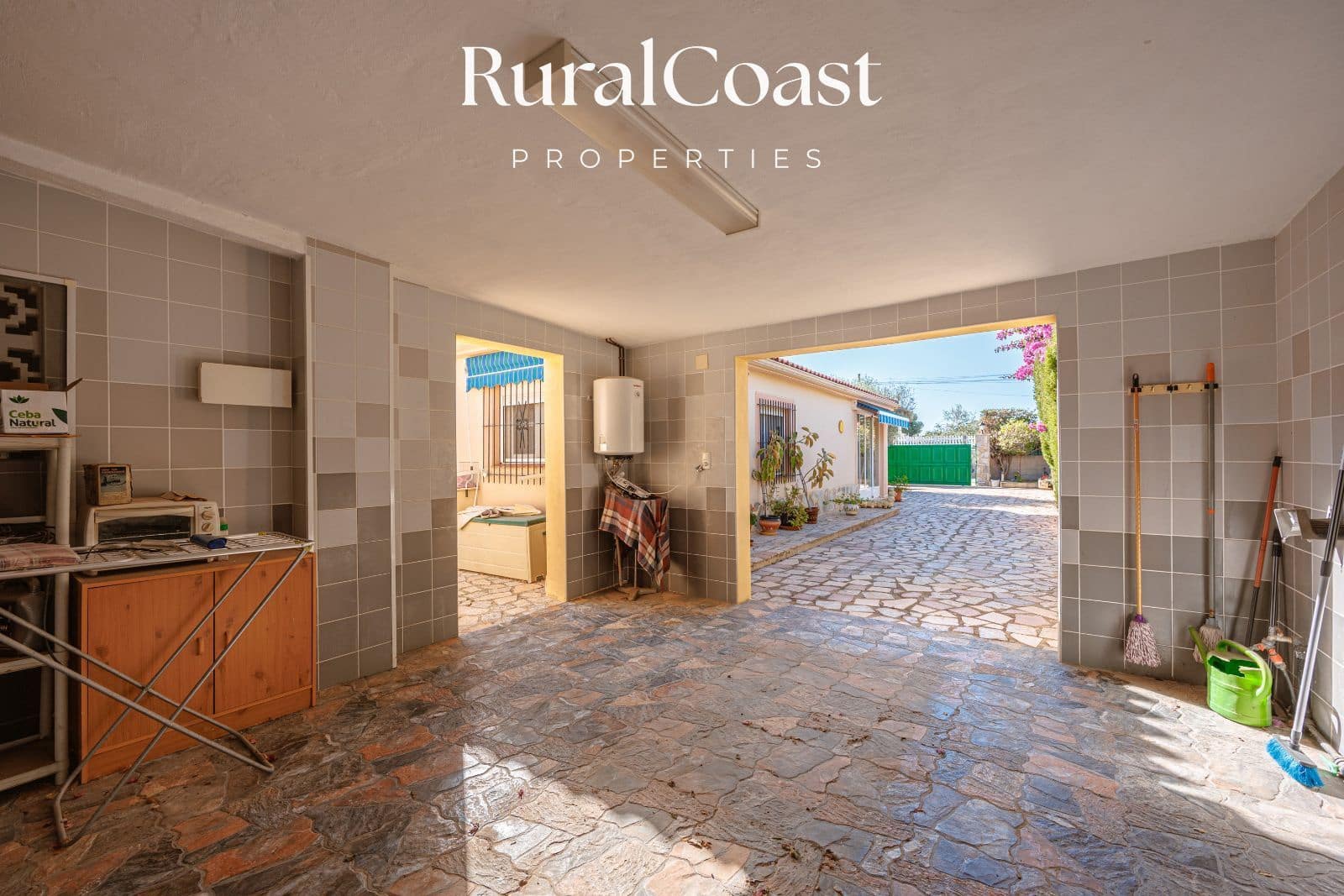 3 slaapkamer Villa te koop in Busot met garage - € 290.000 (Ref: 9421609)