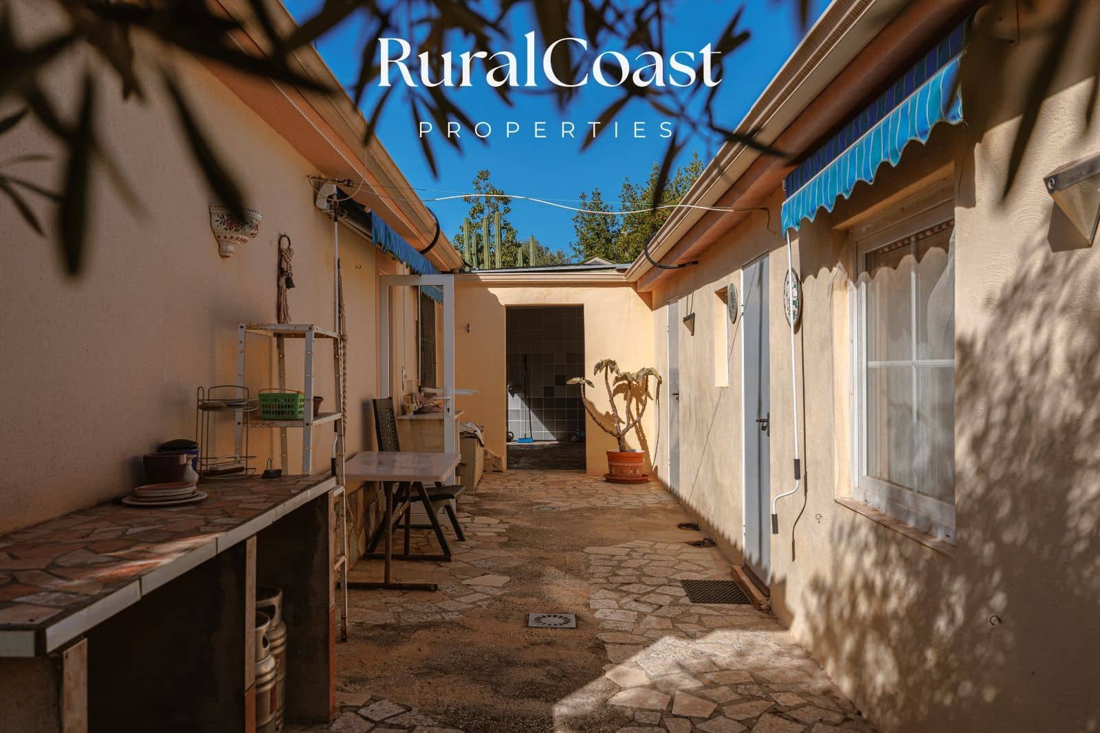 3 slaapkamer Villa te koop in Busot met garage - € 290.000 (Ref: 9421609)