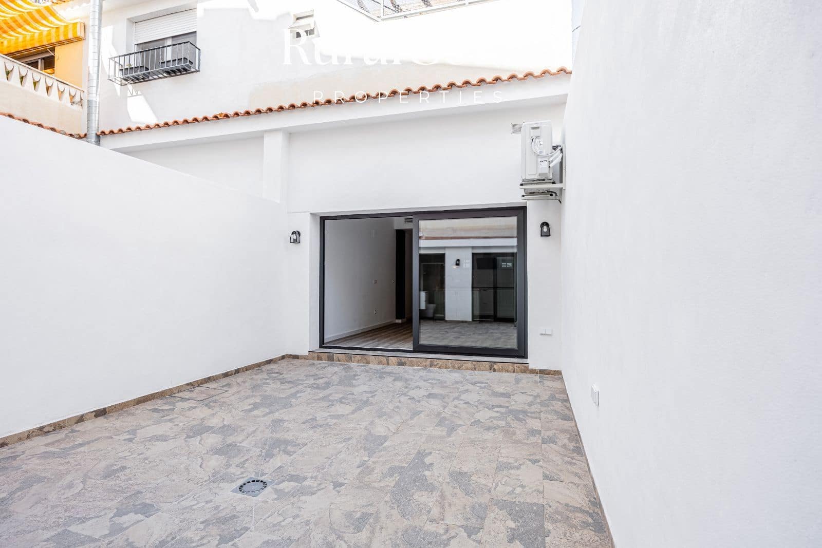 2 makuuhuone Asunto myytävänä paikassa El Campello - 269 000 € (Ref: 9427996)