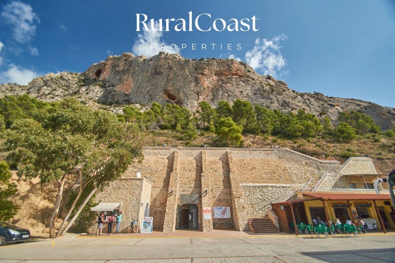 4 slaapkamer Villa te koop in Busot met zwembad - € 615.000 (Ref: 9432668)