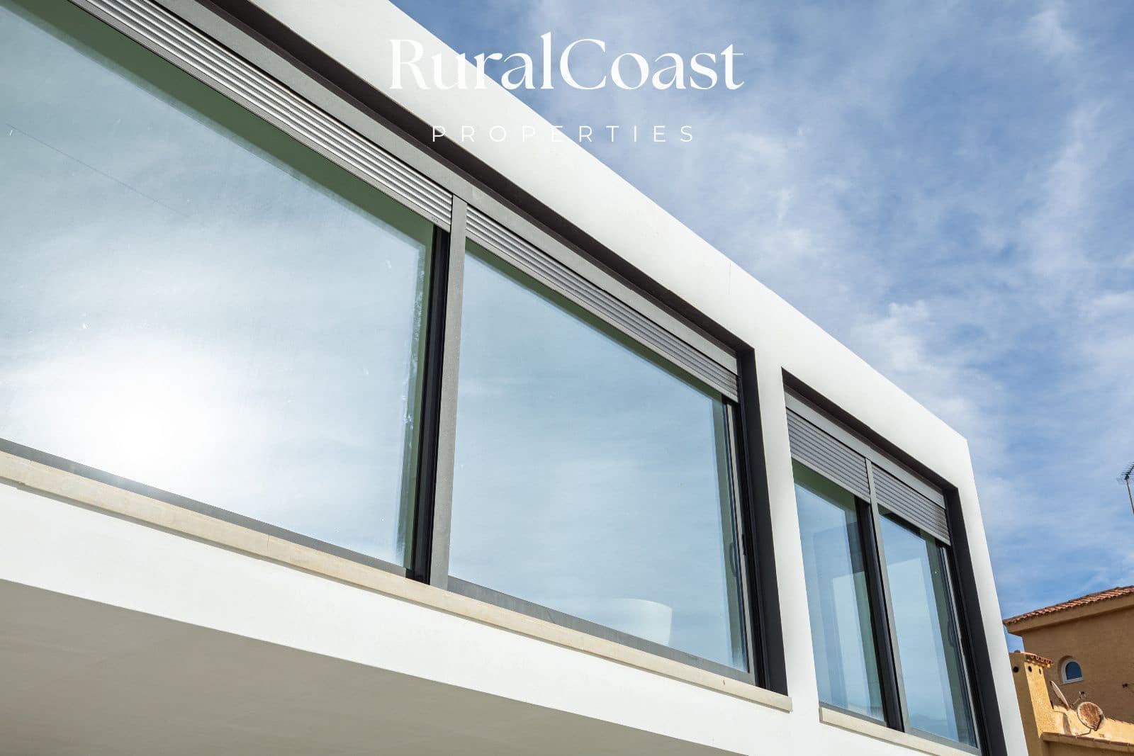 5 slaapkamer Villa te koop in Coveta Fuma met zwembad garage - € 2.700.000 (Ref: 9432669)