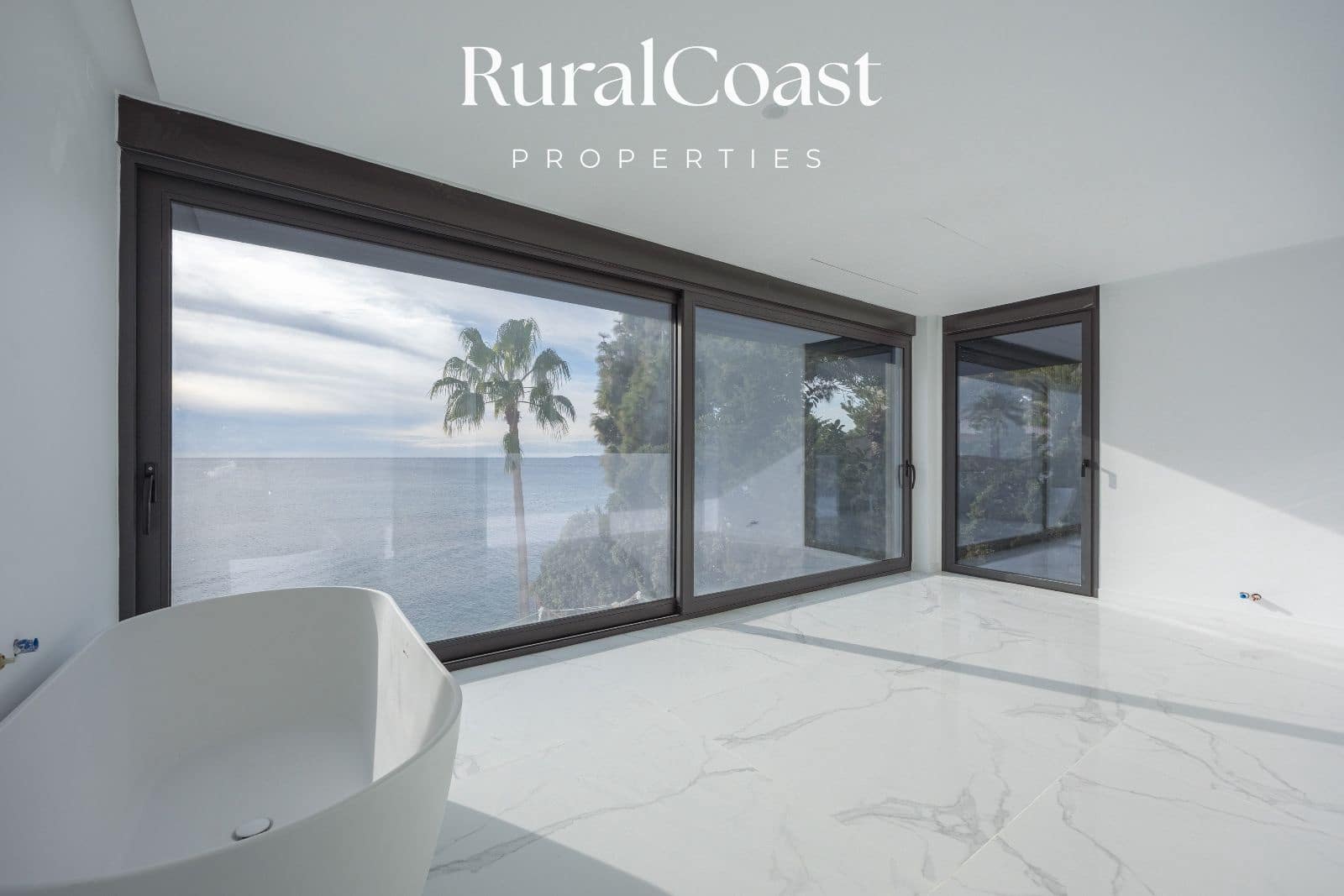 5 slaapkamer Villa te koop in Coveta Fuma met zwembad garage - € 2.700.000 (Ref: 9432669)