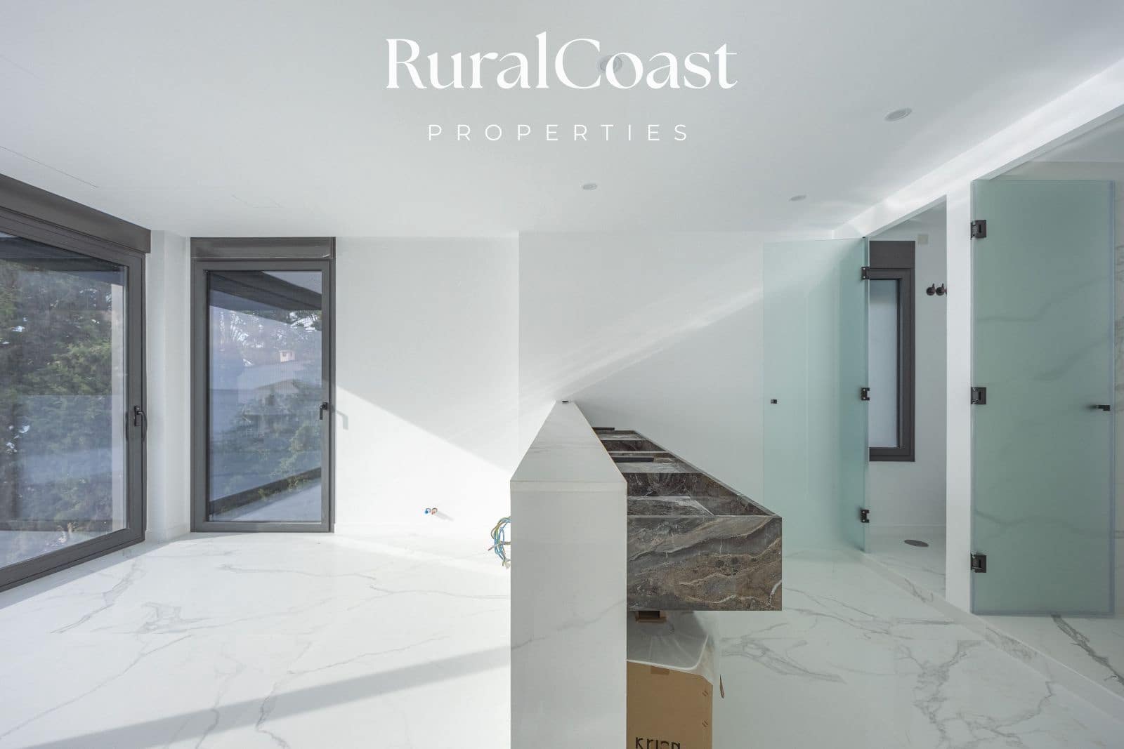 5 slaapkamer Villa te koop in Coveta Fuma met zwembad garage - € 2.700.000 (Ref: 9432669)