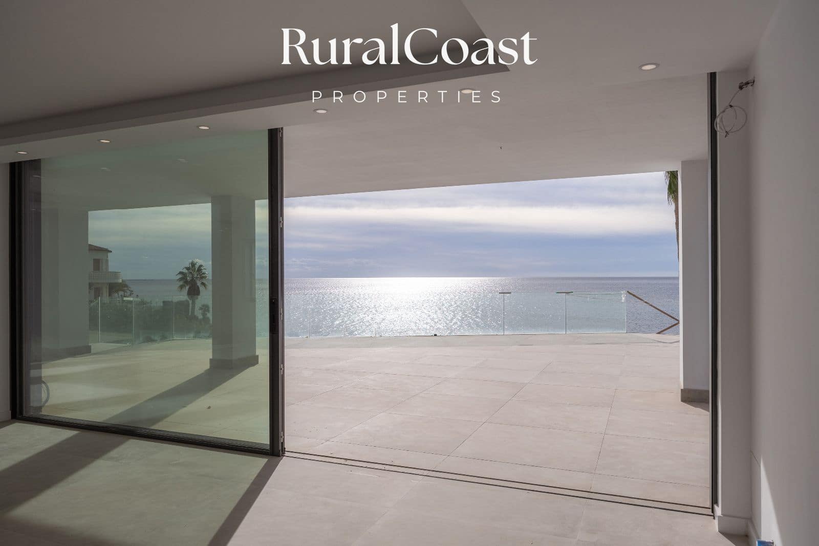 5 slaapkamer Villa te koop in Coveta Fuma met zwembad garage - € 2.700.000 (Ref: 9432669)