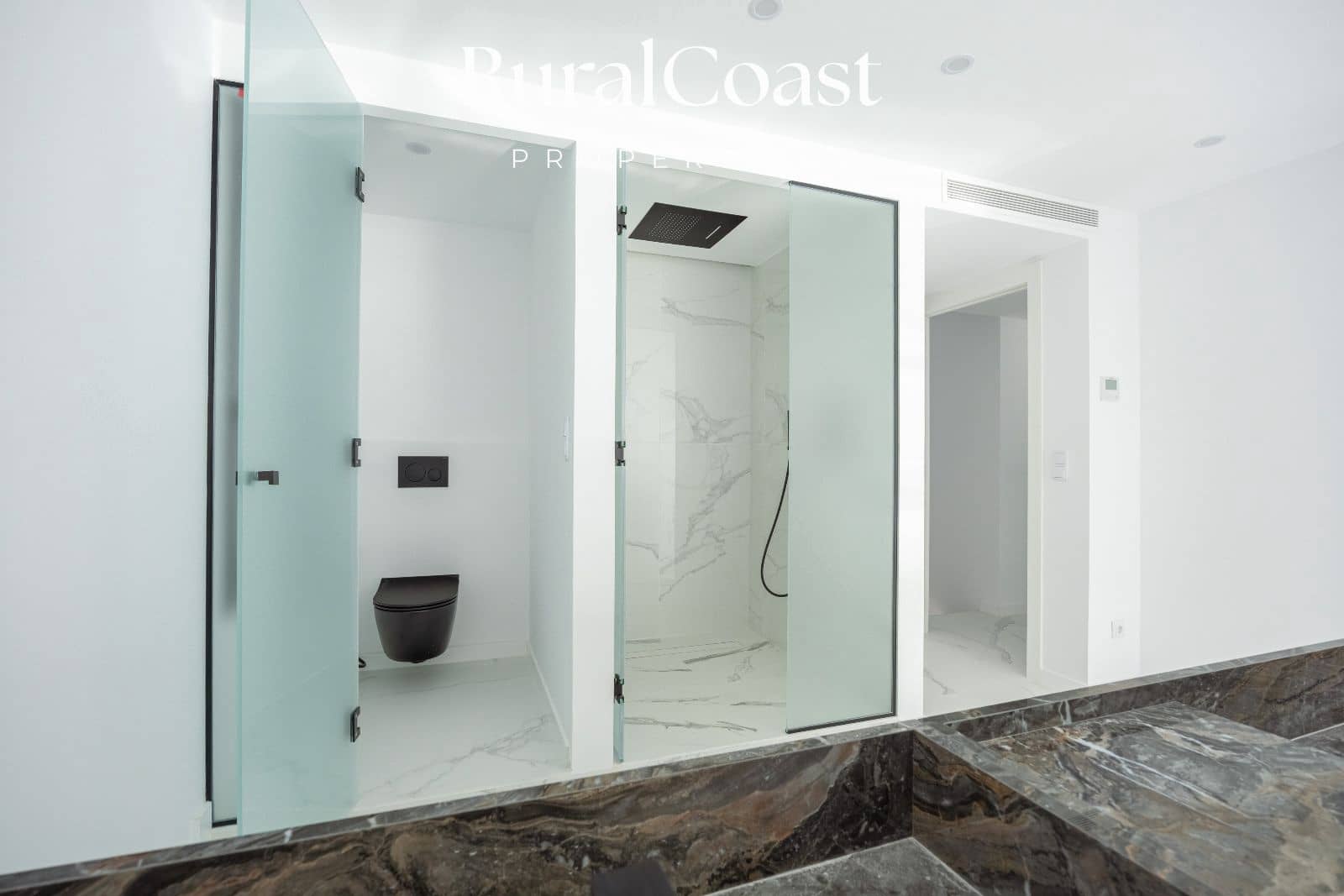 5 slaapkamer Villa te koop in Coveta Fuma met zwembad garage - € 2.700.000 (Ref: 9432669)