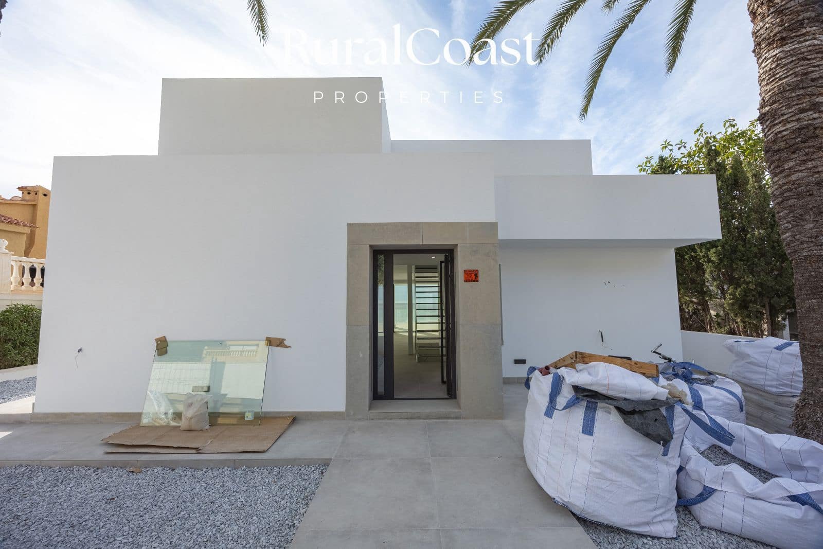 5 slaapkamer Villa te koop in Coveta Fuma met zwembad garage - € 2.700.000 (Ref: 9432669)