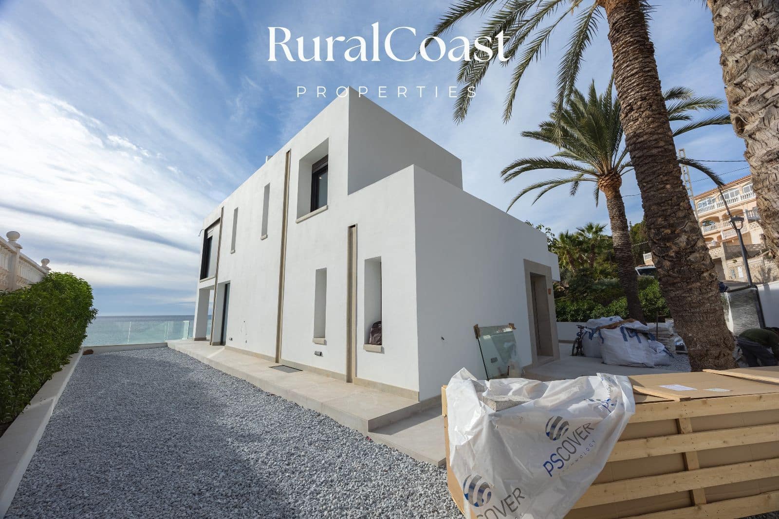 5 slaapkamer Villa te koop in Coveta Fuma met zwembad garage - € 2.700.000 (Ref: 9432669)