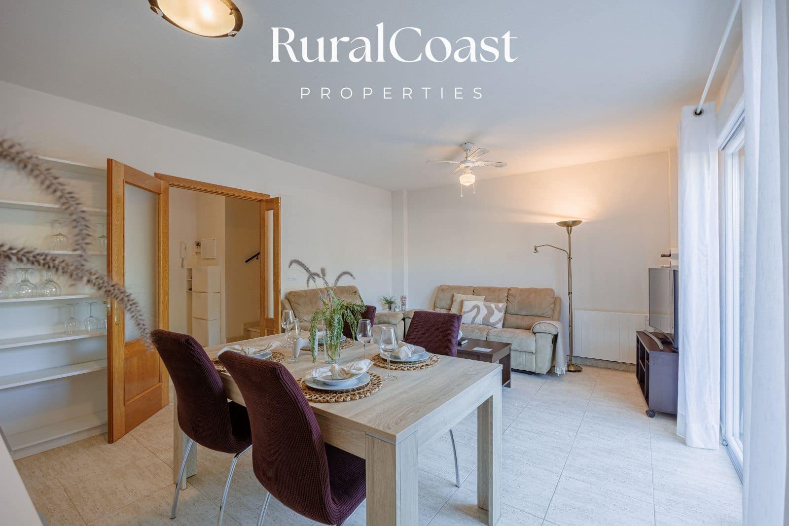 3 soveværelse Byhus til salg i El Campello med swimmingpool - € 320.000 (Ref: 9436535)