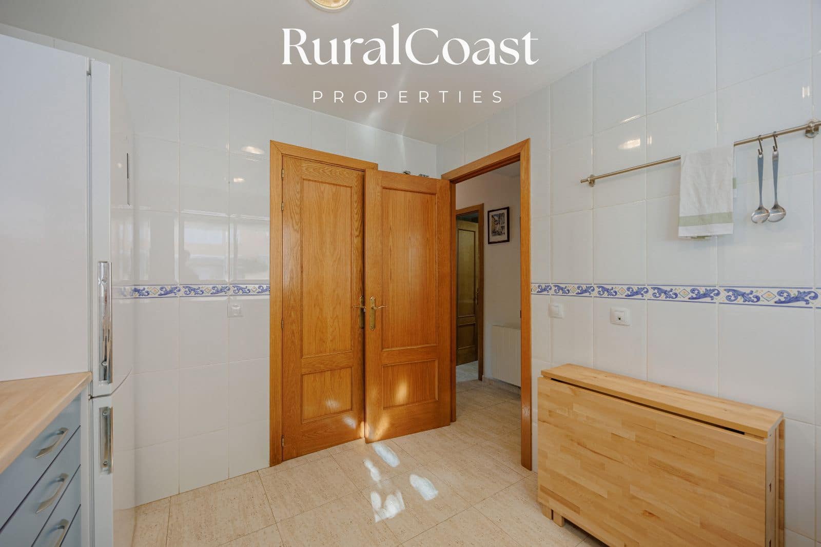 3 soveværelse Byhus til salg i El Campello med swimmingpool - € 320.000 (Ref: 9436535)