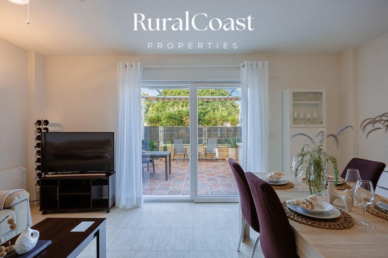 3 soveværelse Byhus til salg i El Campello med swimmingpool - € 320.000 (Ref: 9436535)