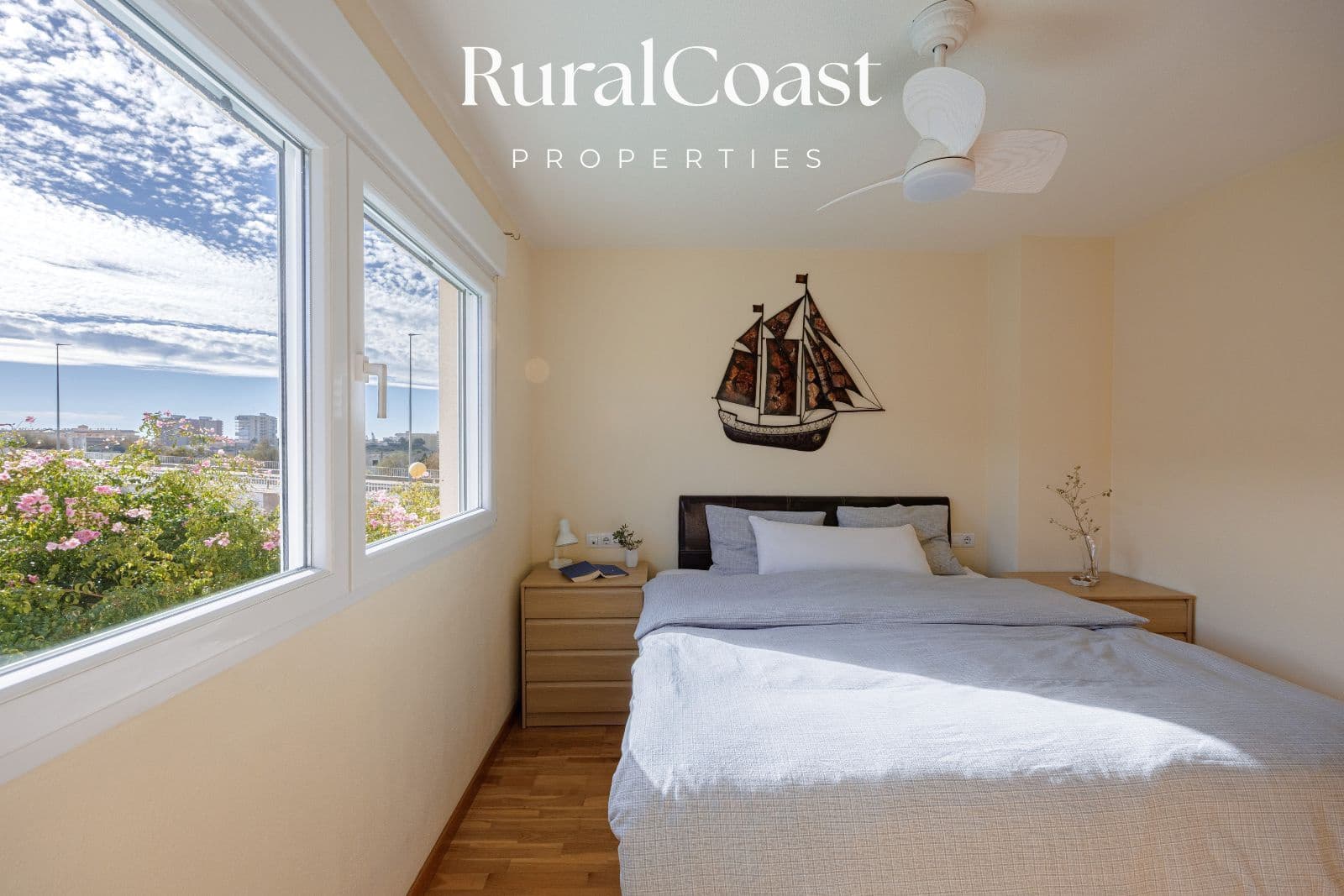 3 soveværelse Byhus til salg i El Campello med swimmingpool - € 320.000 (Ref: 9436535)