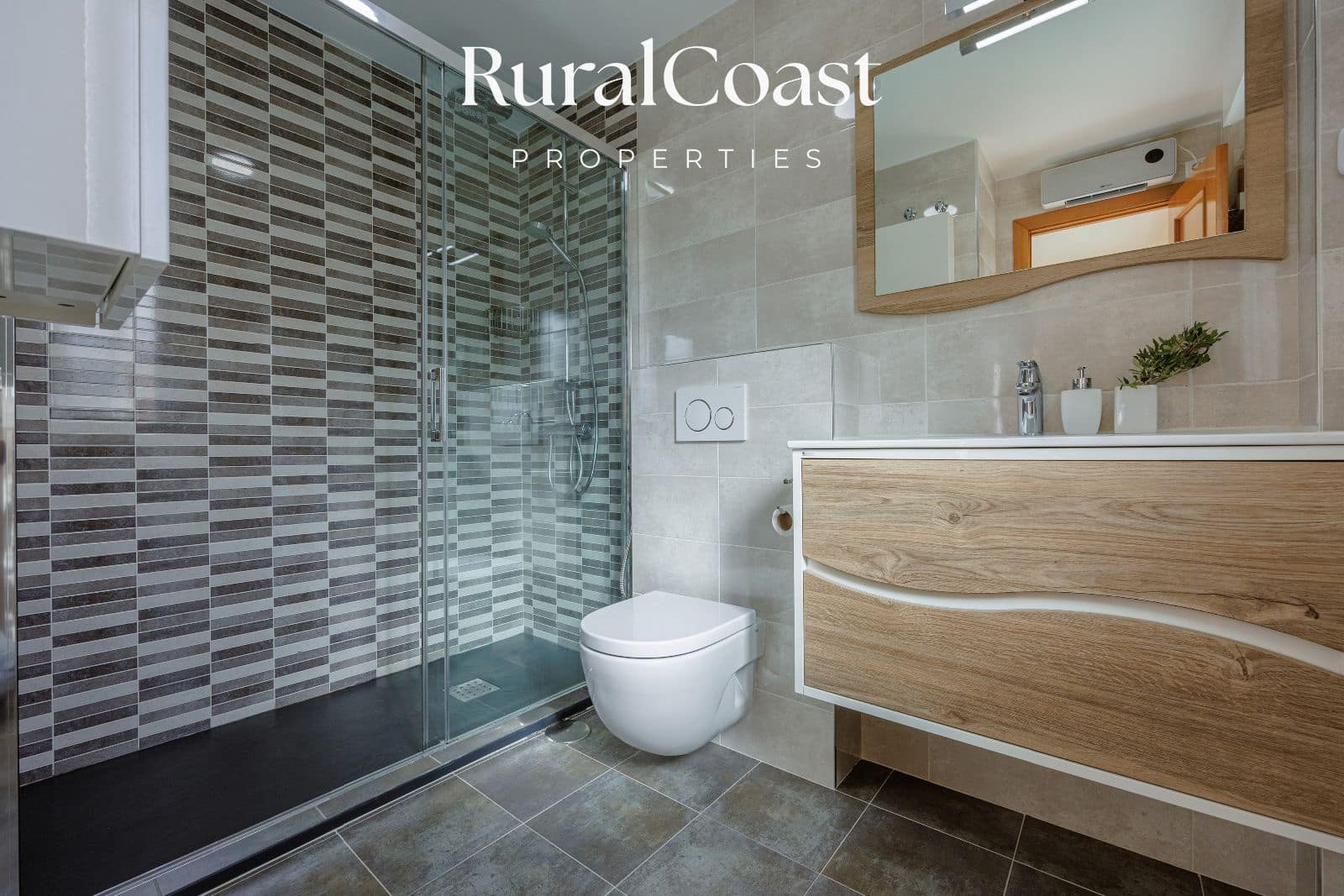 3 soveværelse Byhus til salg i El Campello med swimmingpool - € 320.000 (Ref: 9436535)