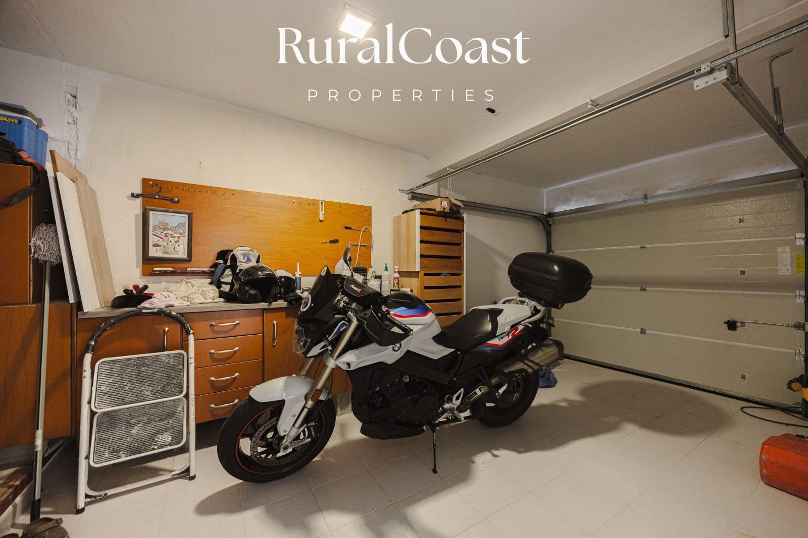 Chalet de 5 habitaciones en Venta Lanuza en venta con garaje - 649.000 € (Ref: 9485475)