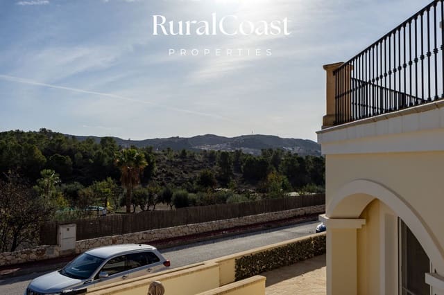 5 sypialnia Willa na sprzedaż w Busot z basenem garażem - 695 000 € (Ref: 9496393)