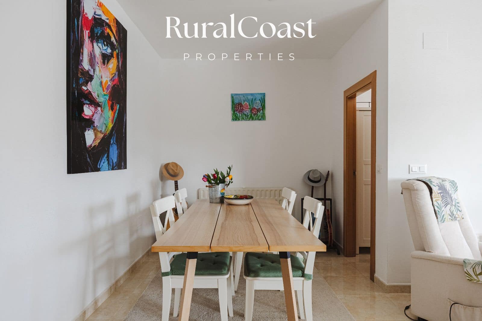 5 bedroom Villa for sale in Busot with pool garage - € 695,000 (Ref: 9496393)