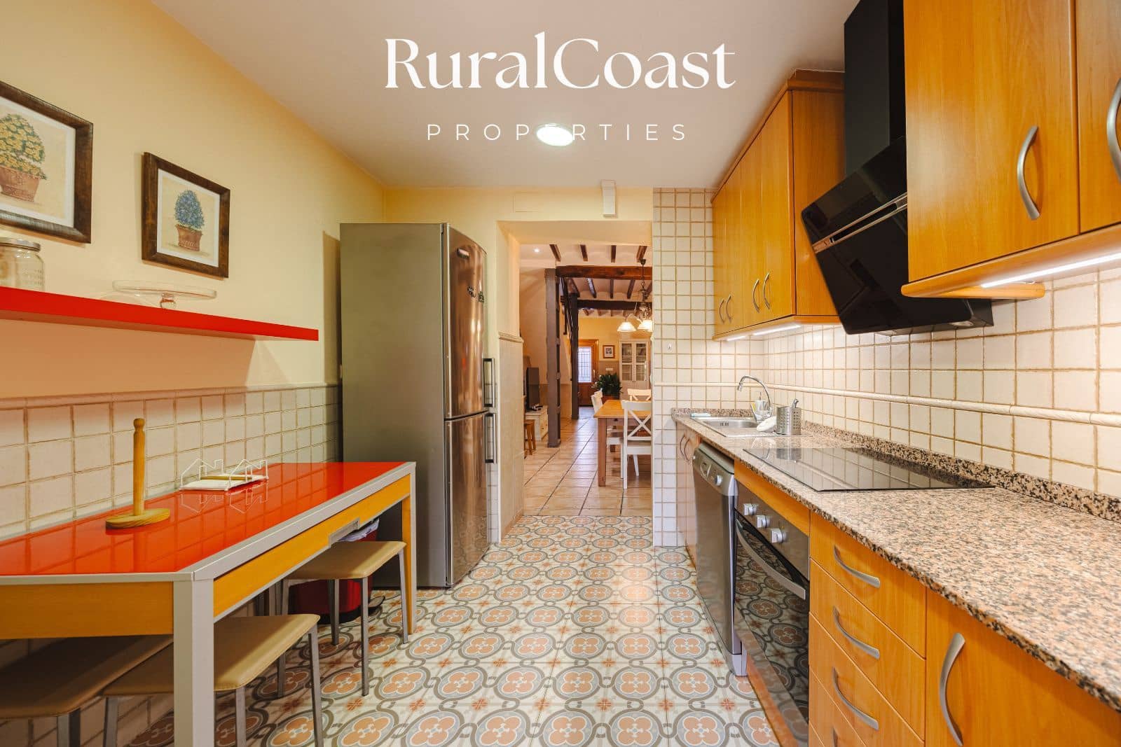 4 bedroom Villa for sale in Busot - € 259,000 (Ref: 9516607)