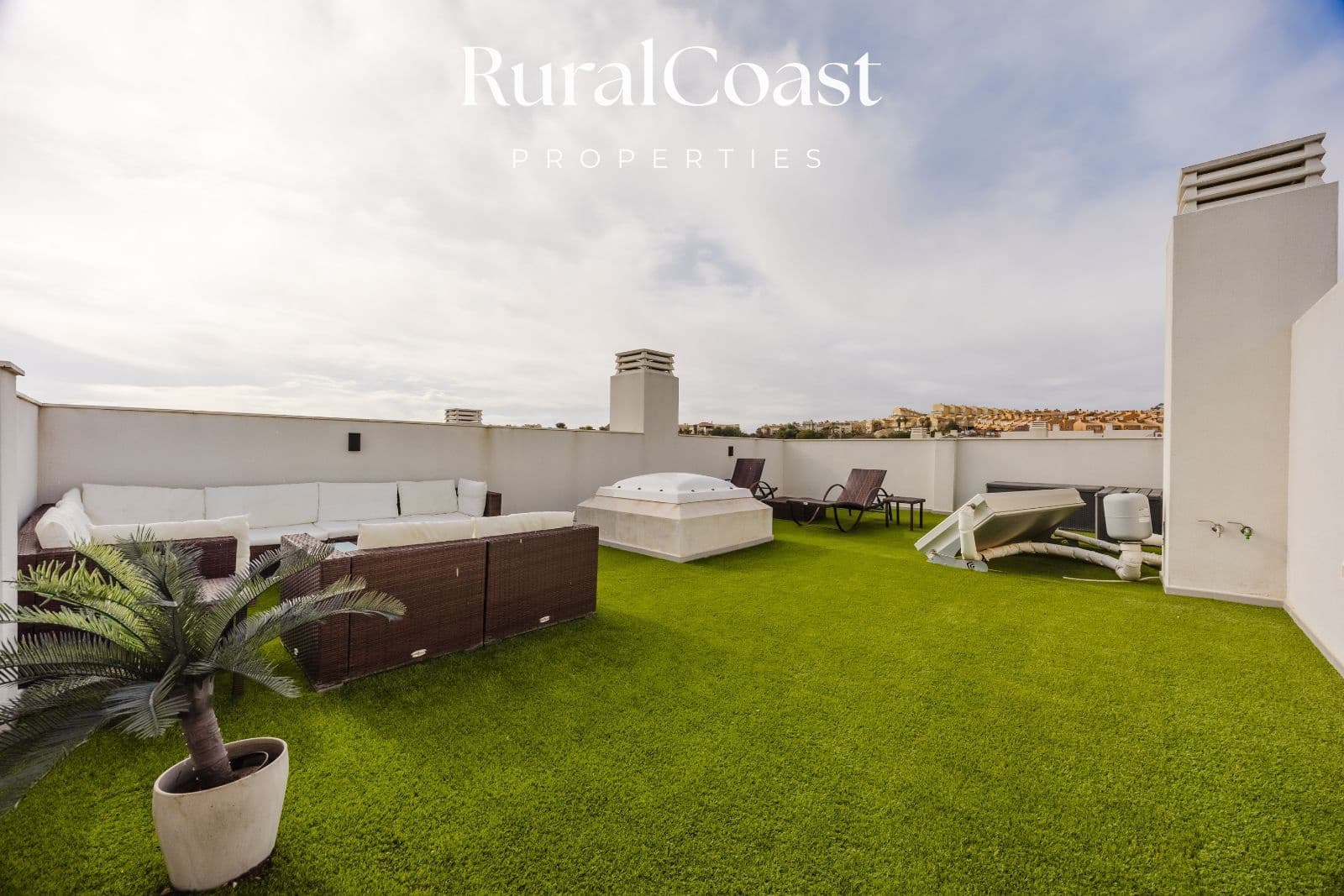 3 chambre Maison de Ville à vendre à Monforte del Cid avec piscine garage - 319 000 € (Ref: 9534889)