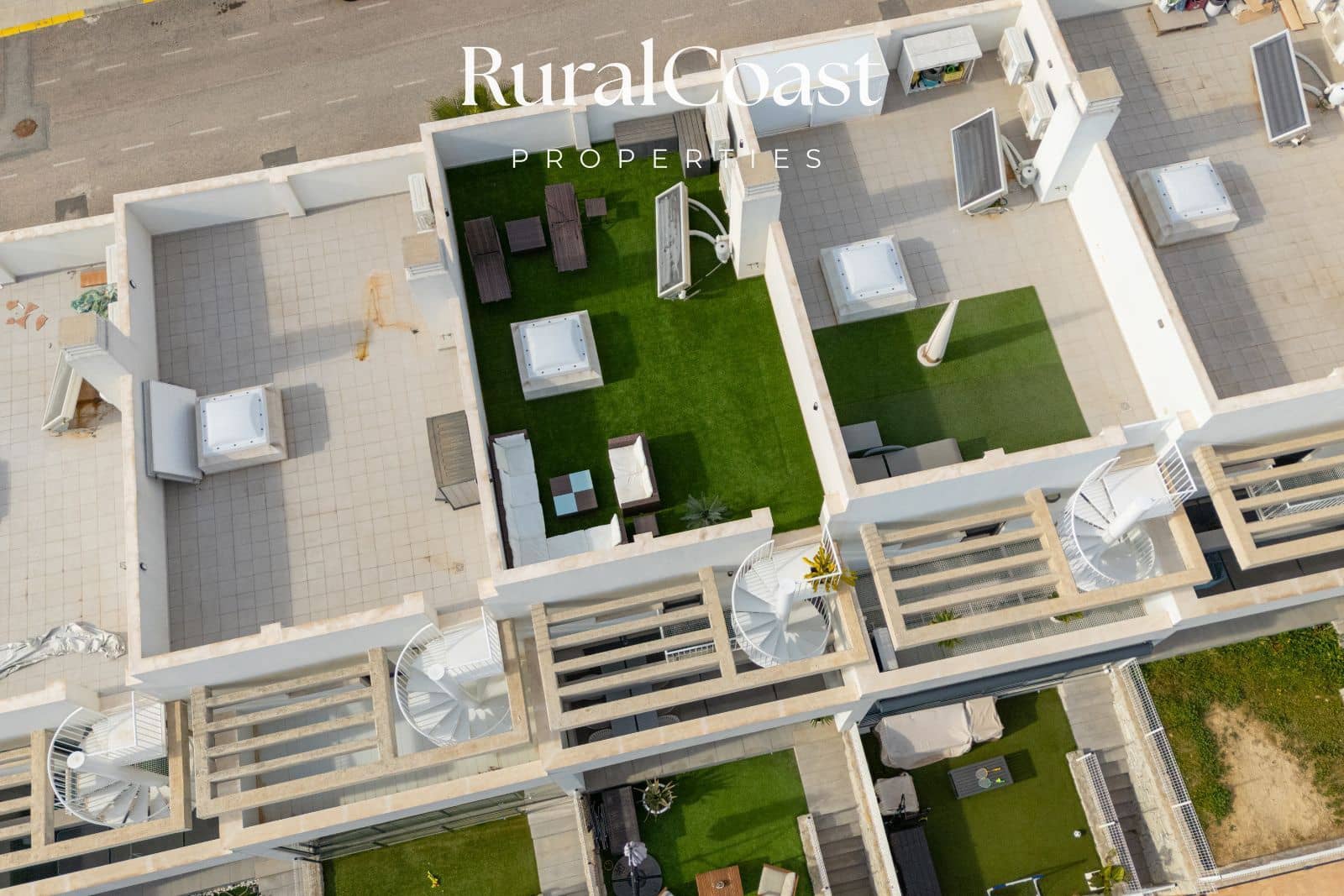 3 chambre Maison de Ville à vendre à Monforte del Cid avec piscine garage - 319 000 € (Ref: 9534889)