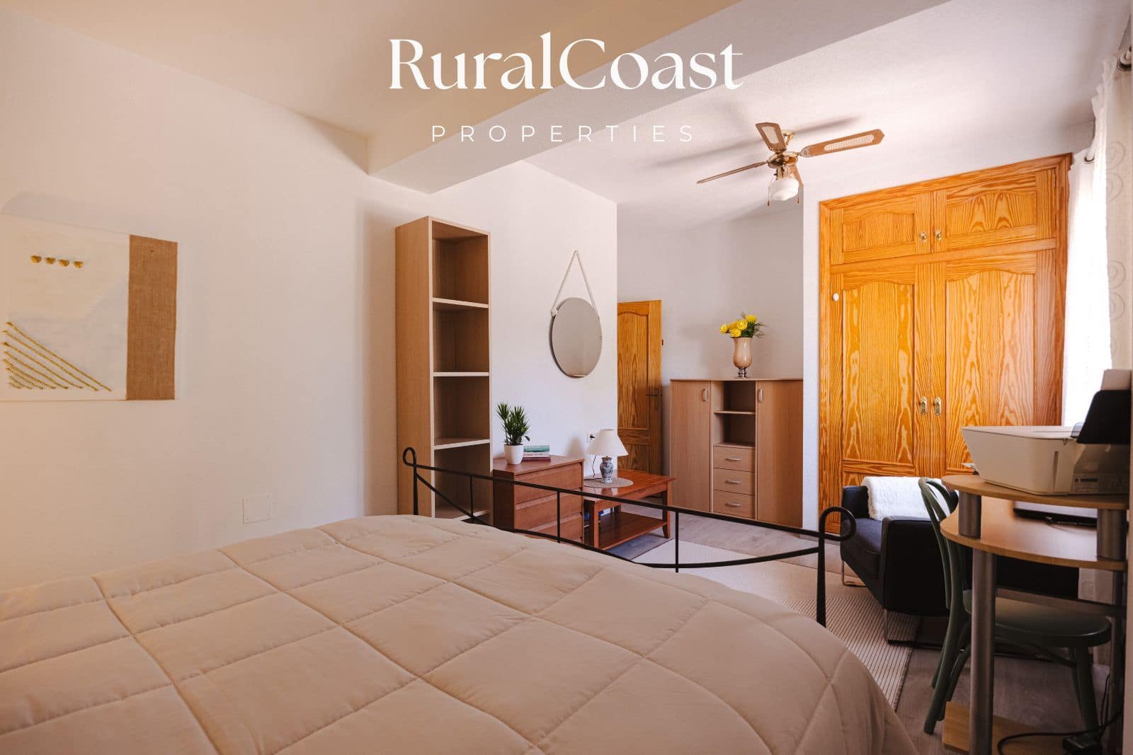 4 bedroom Villa for sale in Busot with pool garage - € 425,000 (Ref: 9560669)