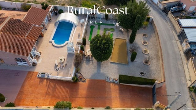 4 quarto Moradia para venda em Busot com piscina garagem - 425 000 € (Ref: 9560669)