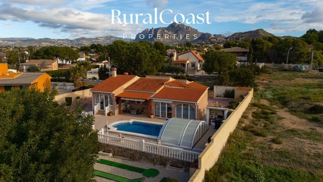 4 quarto Moradia para venda em Busot com piscina garagem - 425 000 € (Ref: 9560669)