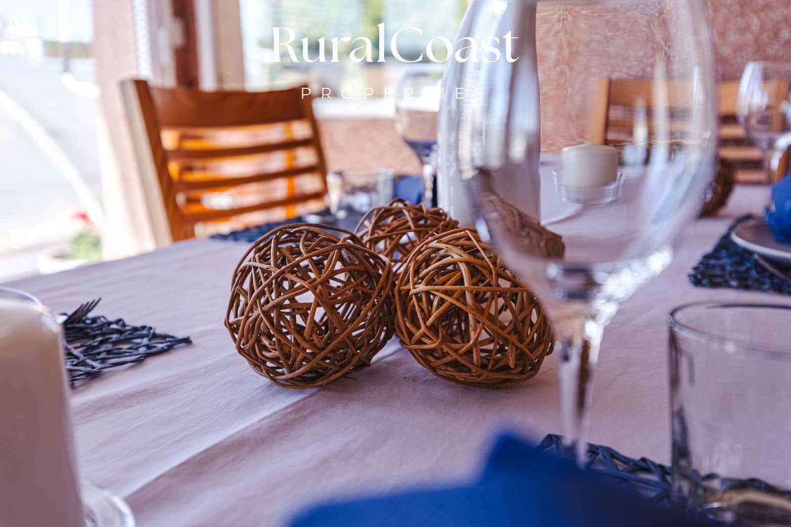 4 bedroom Villa for sale in Busot with pool garage - € 425,000 (Ref: 9560669)