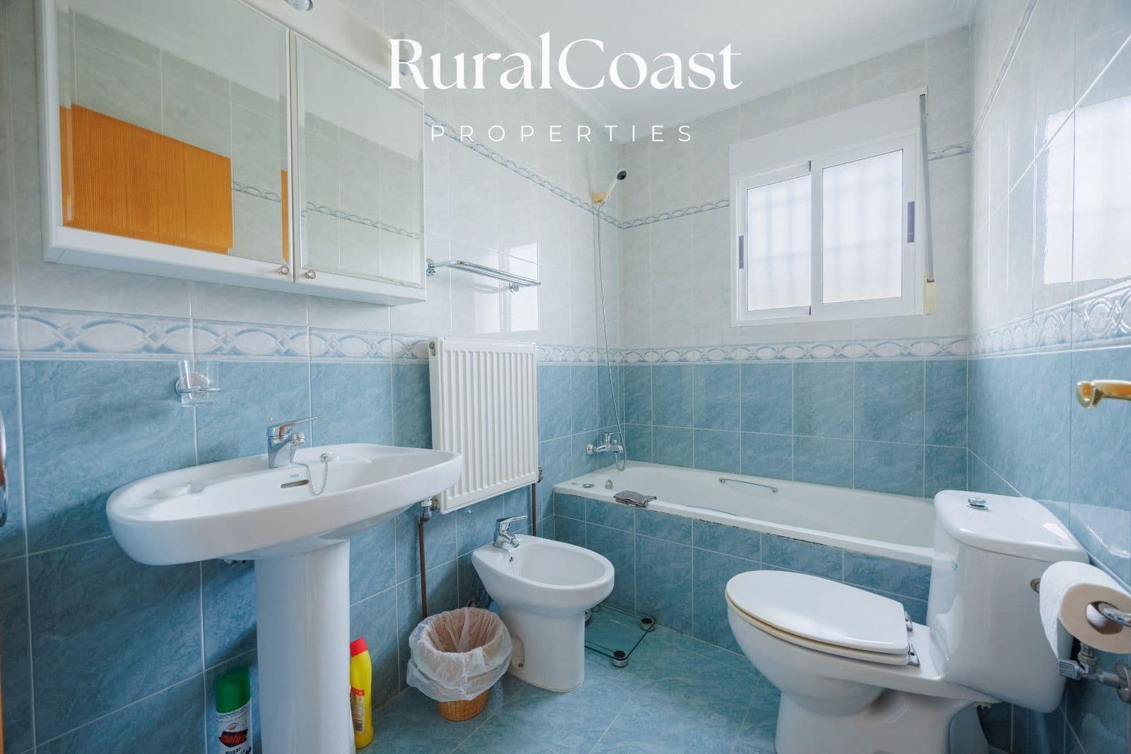 3 sovrum Villa till salu i Busot med pool garage - 295 000 € (Ref: 9646336)