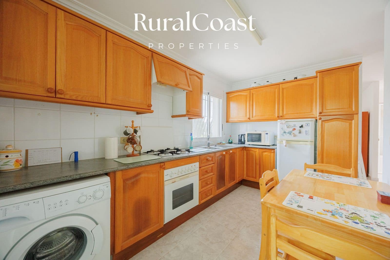 3 sovrum Villa till salu i Busot med pool garage - 295 000 € (Ref: 9646336)