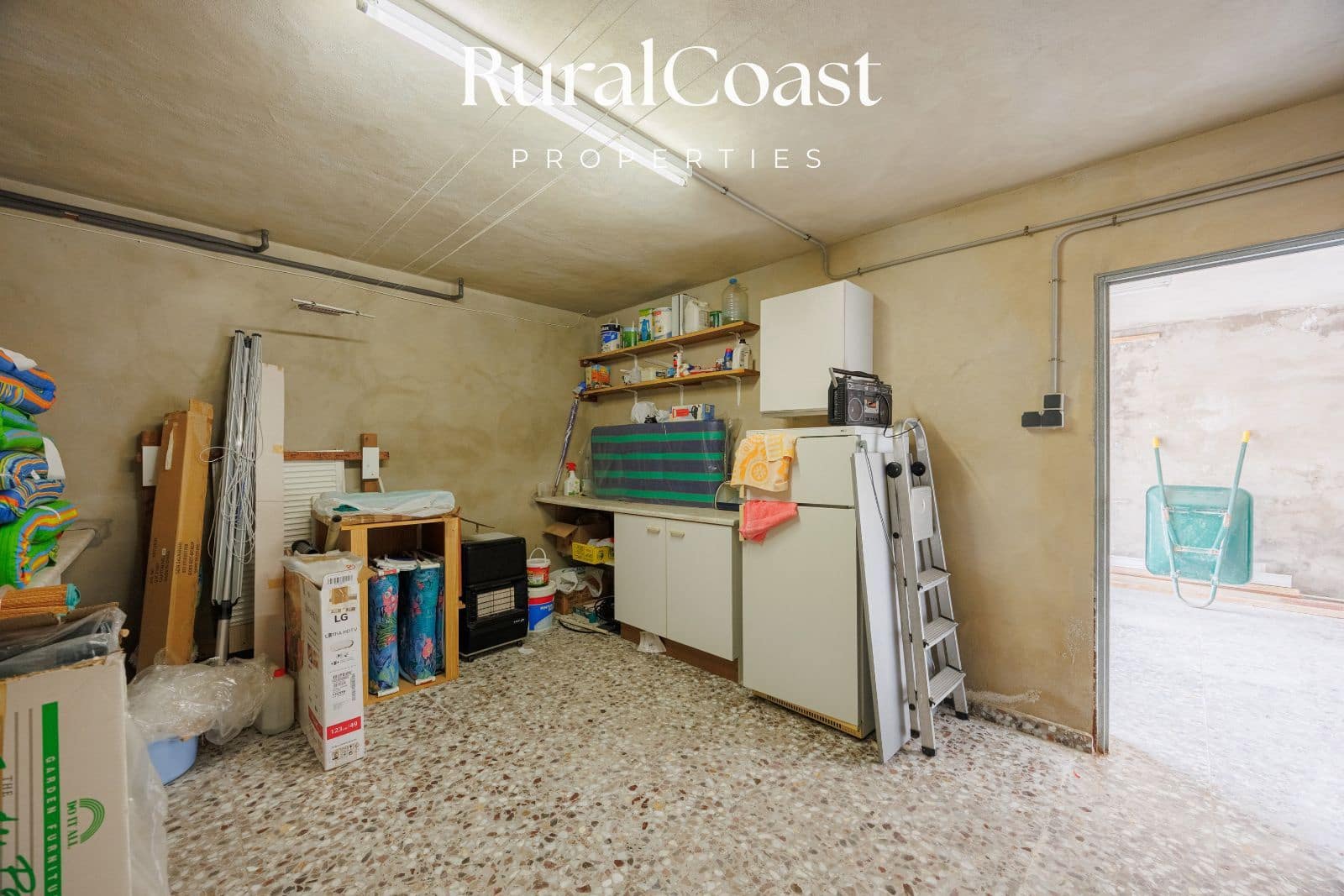 3 sovrum Villa till salu i Busot med pool garage - 295 000 € (Ref: 9646336)