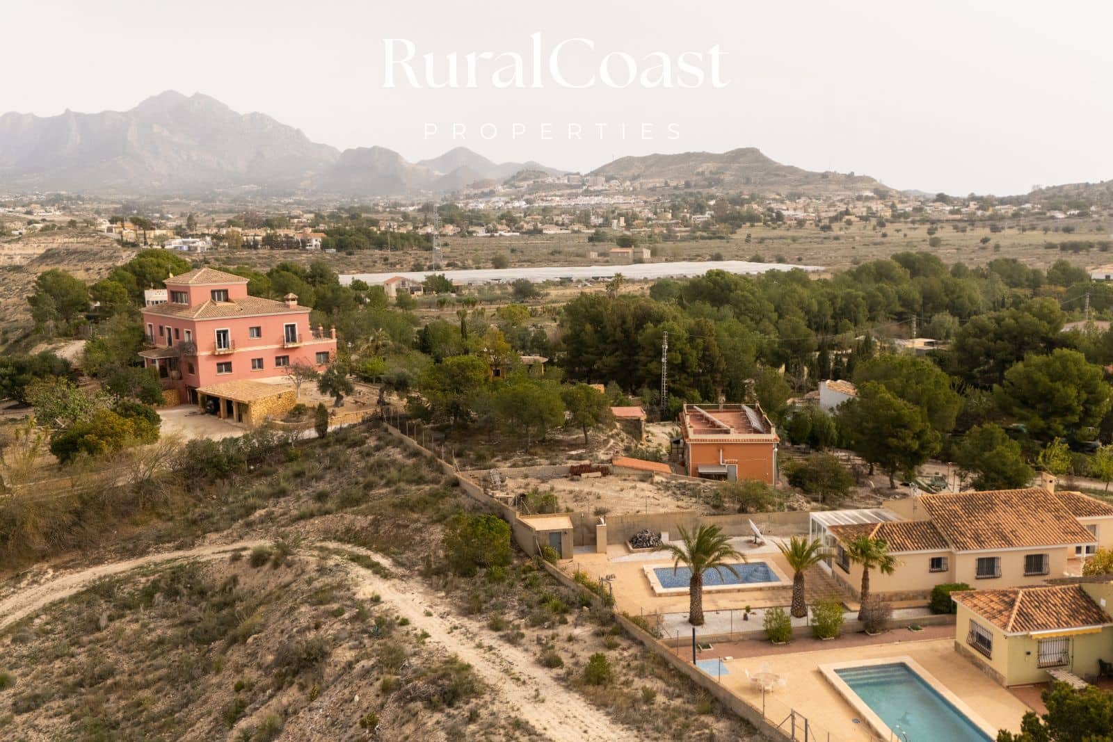 3 sovrum Villa till salu i Busot med pool garage - 295 000 € (Ref: 9646336)