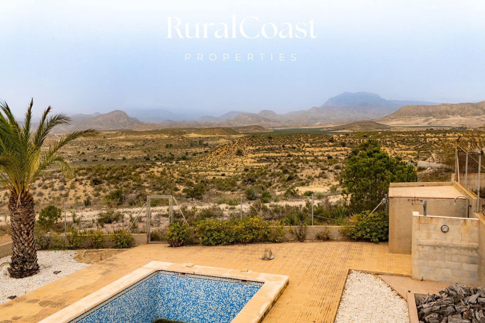 3 bedroom Villa for sale in Busot with pool garage - € 295,000 (Ref: 9646336)