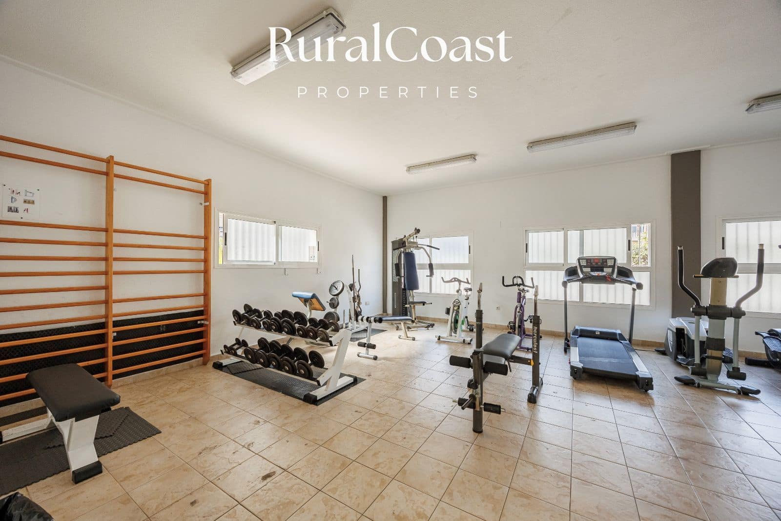 2 Zimmer Penthouse zu verkaufen in El Campello mit Pool Garage - 245.000 € (Ref: 9651029)