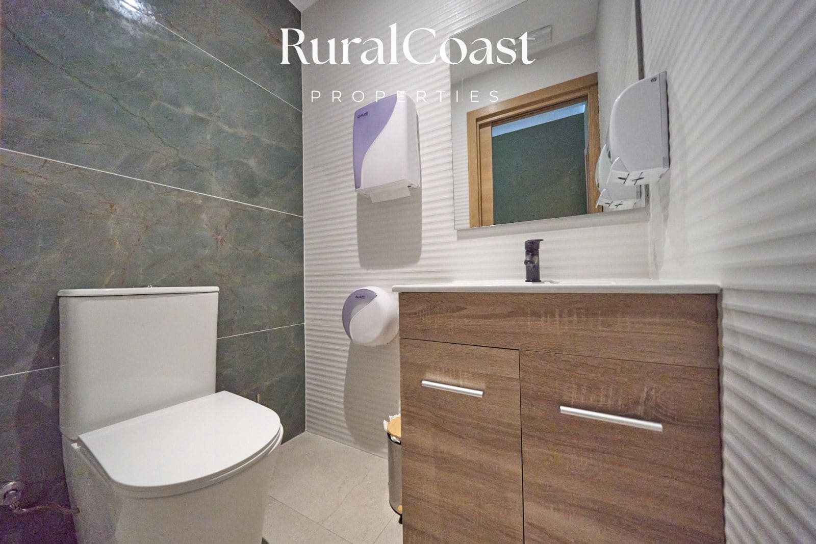 Commercial for rent in El Campello - € 1,500 (Ref: 9670127)