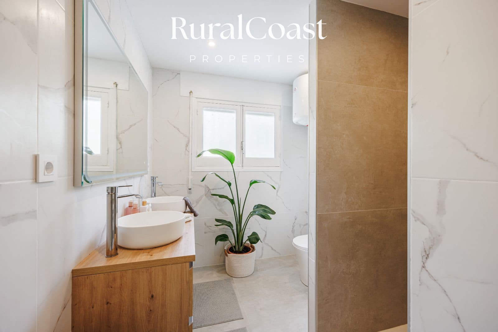 4 Zimmer Villa zu verkaufen in Busot mit Pool - 485.000 € (Ref: 9672198)