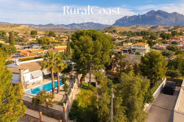 4 sovrum Villa till salu i Busot med pool - 485 000 € (Ref: 9672198)